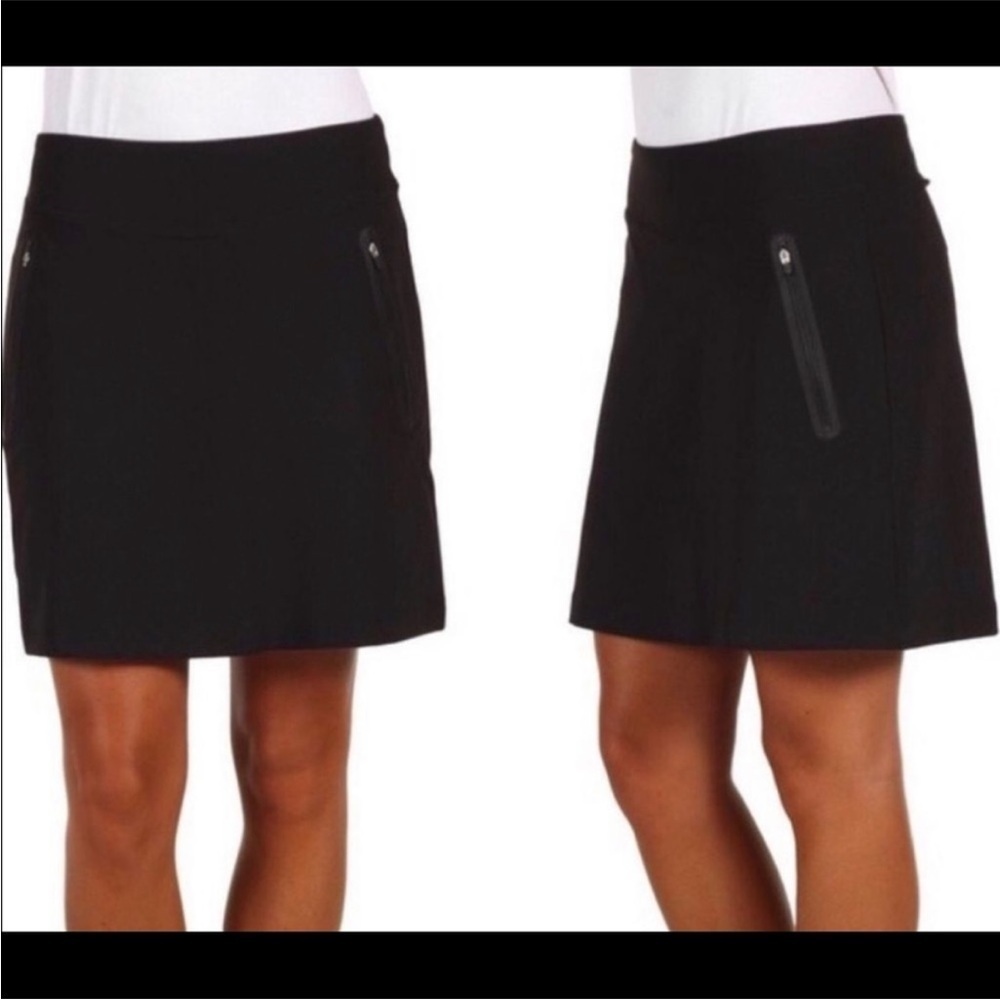 Nike Women's Black Mini 17” Skort Golf Pro Size Small